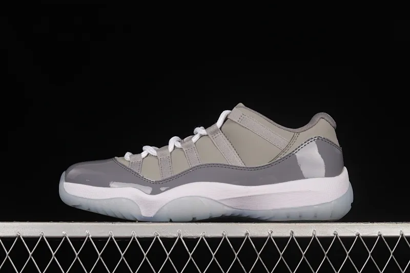 All categories Air Jordan Jordan series basketball shoes Air Jordan 11 #ZG version Air Jordan 11 Low Bred AJ11 Joe 11 new cool gray first layer genuine carbon low-top basketball shoes 528896-003